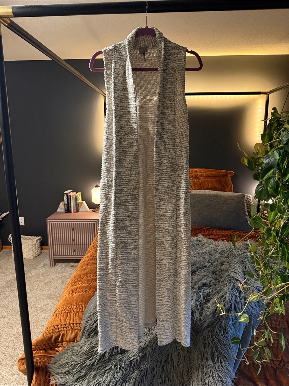 Sleeveless Long Open-Front Cardigan Vest - Light Gray. Duster vest. Knitted